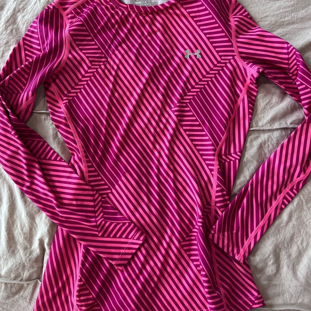Under Armour Women's Vibrant Pink Long Sleeve cold gear